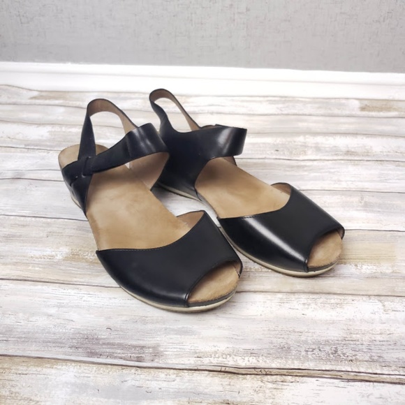 dansko sandals vera